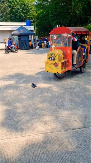 Naik kereta api tomas dan kuda