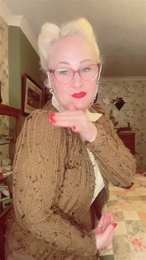 1940s Inspired Home Knitting Project | Vintage Sewing