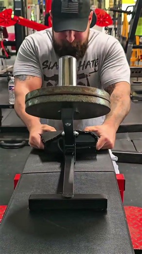 How to build strong hands with the Thumb War