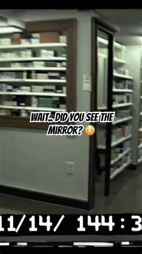 Wait... did you see the mirror? 😳