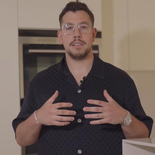  Du hast nen festen Job – willst aber anonym & nebenbei 478€ / Tag verdienen? Ohne dein Gesicht zu zeigen, ohne Vorkenntnisse und ohne Risiko? In meinem kostenlosen Video zeige ich dir, wie du dir mit einem Smartphone, einer PDF und 1 Stunde am Tag ein 2. Standbein aufbaust! ✅ Anonym, Schritt für Schritt erklärt. ⚠️ Nur für die ersten 100 Teilnehmer kostenlos – jetzt Quiz ausfüllen und Chance sichern! | Michael Laster | Facebook