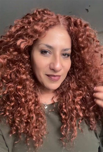 ¿Amas el Cabello Rizo ondulado? Peluca glue-less perfecta para principiantes. #tiktokshopspotlight #tiktokshopstockup #wig #pelucas #curlyhair