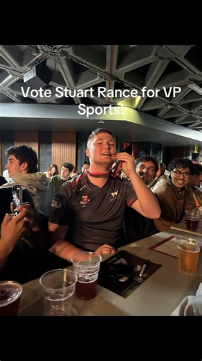 Clutch vs brum cricket, he knows how to win #warwickuniversity #darts #cricket