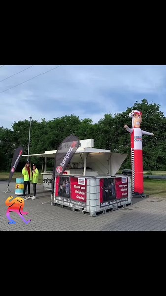 The best advertising solution for your business is mascot balloons. Haven’t you ordered yet? Get in touch with us Whatsapp📲 👉 31 642547564 #mascot #inflatable #handwavingballoon #keşfet #discover #trendingreels #trending #tiktok#bussiness #dance #discoverpage #keşfet