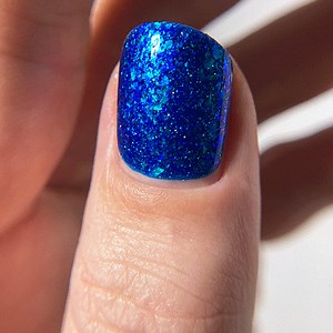 49 reactions · 5 comments | ✪ LIMITED-EDITION ✪ WHEN H❅LL FREEZES OVER 流 jam-packed w iridescent flakies + micro holo glitter  shop now: https://bit.ly/3ZWnOaC | mooncat | Facebook