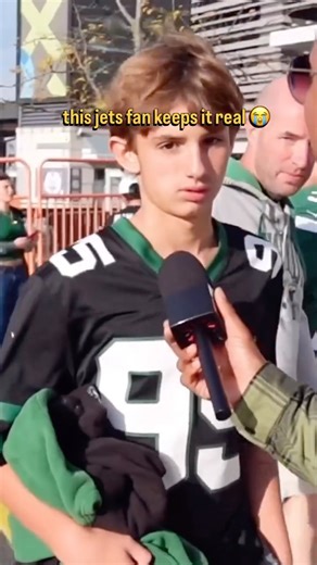 Secret NYC on Instagram: "We feel his pain 💔😭❤️ A street reporter asks a young New York Jets fan his “thoughts on the game” and the kid responds “I hate this team, I was born into this” 🥺💔🫠 New York Jets Fan forever though 🙌❤️ Do you agree??? What’s your thoughts on the NY jets? Video by @dandremac #mysecretnyc #meme"
