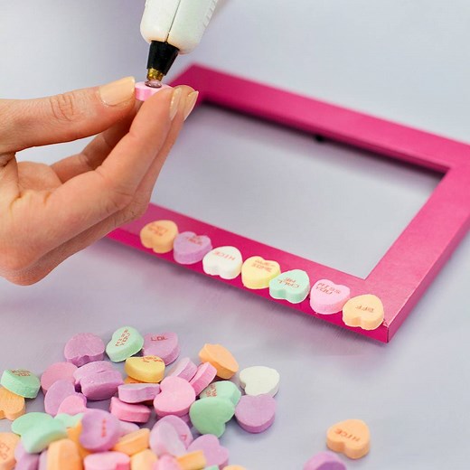 581K views · 274 reactions | Conversation hearts are the cutest way to tell someone how much you love them!  | LittleThings | Facebook