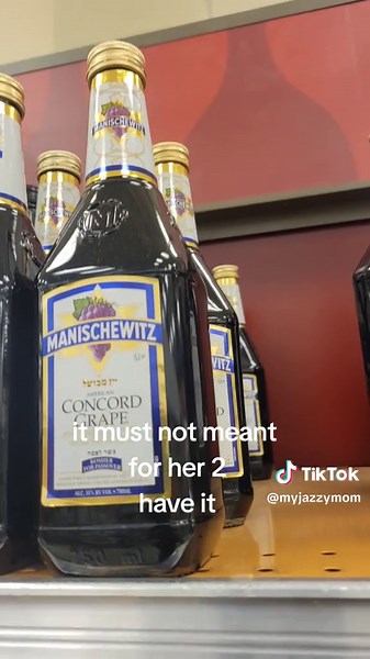 Understanding Manischewitz Wine: Concord vs. Blackberry
