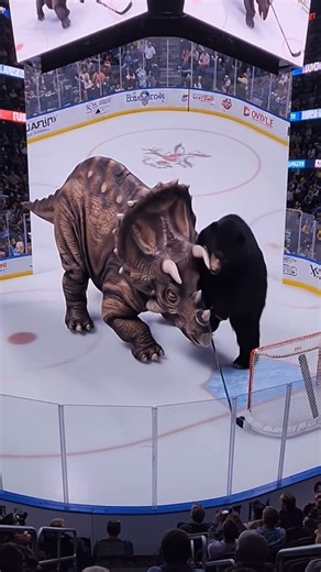 Dinosaur vs Bear 🦖🐻 | Who Would Win This Battle? #shorts
