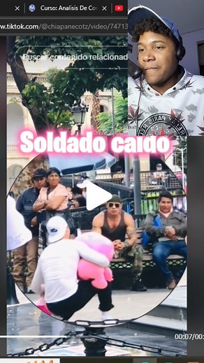 No aceptó su propuesta… 💔😞 Y no importó que le llevara a Bad Bunny. 🎤🐰💀 "Cuando ni el conejo malo puede salvarte del rechazo. 🤣🔥 ¿Plan fallido o misión imposible? 👀" #SoldadoCaído #SanValentínModoDifícil #NoLoViVenir #BadBunnyNoBastó #FriendzoneNivelDios #EpicFail #HumorViral #RisasAseguradas #ContenidoDivertido | Iamcrafware
