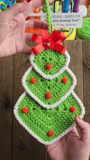 273K views · 3.3K reactions | The crochet granny square Christmas tree is easy to make using 3 various sized granny squares. Glue or sew on some decorations like pompoms and a bow on top. #reels #crochet #knitting #artist #yarn #makersgonnamake #embroidery #tutorial #howto #grannysquare #naztazia | Naztazia | Facebook