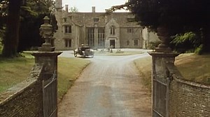 Hercule.Poirot.s03e01.The.Mysterious.Affair.at.Styles
