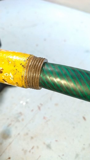 1M views · 5K reactions | Brilliant plumbers tips and hacks. How to securely connect a hose to a larger diameter pipe. DIY Plumbing Basics. Beginner's guide to plumbing. Useful plumbing ideas and projects #DIY #plumbing #tips #hacks #skills #plumber #tricks #howto #tipsandtricks | Simple Creative | Facebook