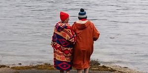 9 changing robes for cold water swimming
