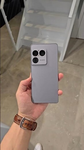 Xperia 1 VIII hands-on! Sleek, powerful & super clean 👌