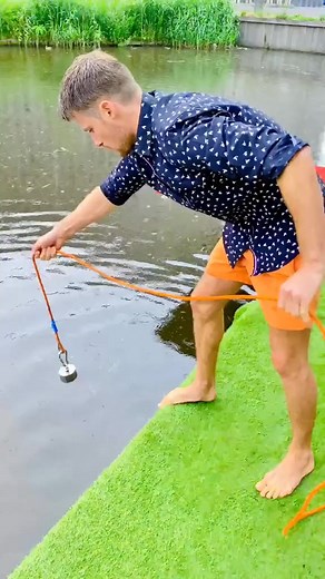 1.3M views · 811 reactions | #goodthing #goodthingstoshare #KitchenHacks #foryou #tiktok #funny #amazonfinds #decompression #onion #vegetables #KitchenHacks #kitchengadgets #cookingprep | SmartView America | Facebook