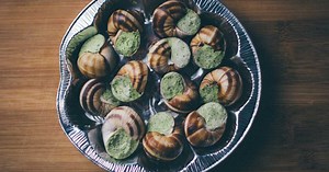 Pourquoi mange-t-on des escargots en France ?