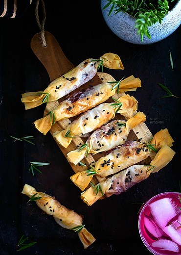 Cranberry and Brie Filo Crackers | Video - Nish Kitchen