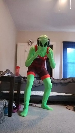 FLO RASLIN: Extraterrestrial Wrestling Highlights