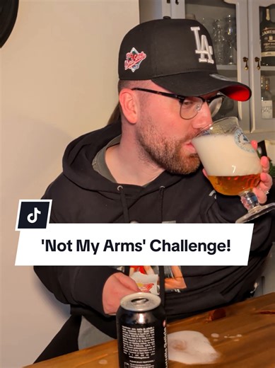 Enjoying Estrago Licia: A Spanish Beer Review