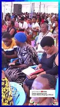 "Tweyigirize okukolera mu ka pressure ate nga ffe tuketereddewo" - Pr Bujjingo