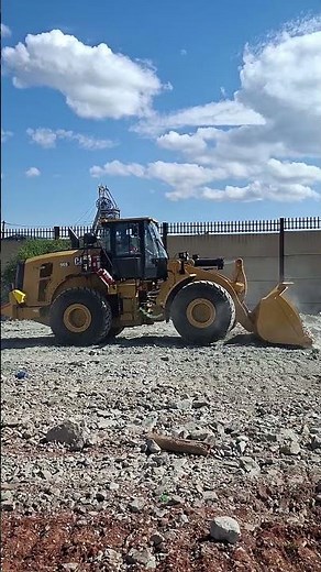 Caterpillar 966 front end loader training