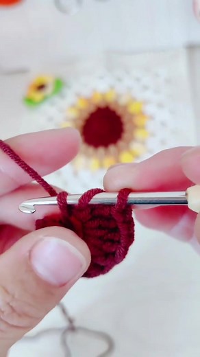 How to: double crochet. #crochet #handmade #crochettutorial