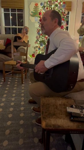 Merry CHRISTmas! | Amy Watson NC5