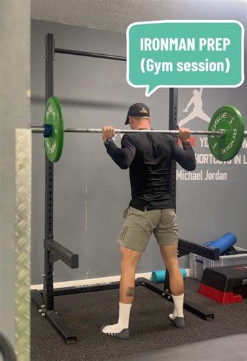 How should you be training for an Ironman in the gym? An ironman prep isn’t just built running, cycling or swimming, complementary gym work is also necessary 💪 ⬇️ weights = ⬆️ reps (endurance) Work on both, lower body (bilateral exercises will allow less fatigue and a smoother addition) and upper body, utilise basic strength movements. Perform gym sessions if possible 2x per week.