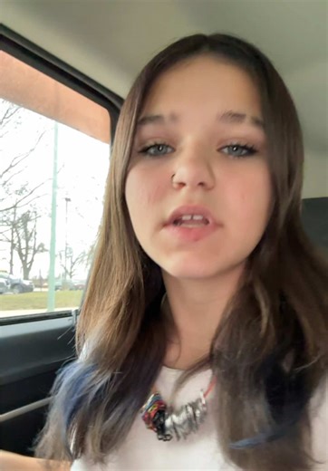 @𝓐𝓵𝓮𝓪𝓱 🦄 . @Aleah🙈