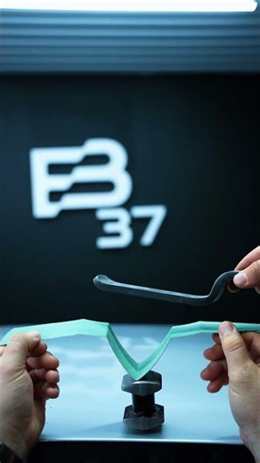 Quickly lifting a stretched dent 🫵 . #pdr #veteran37 #pdr_training #dent_repair #paintless_repair