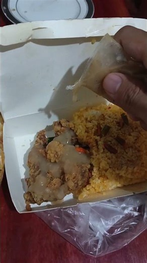 Fried Chicken w/ Javarice #foodvlog #friedchicken #friedrice #javarice #food