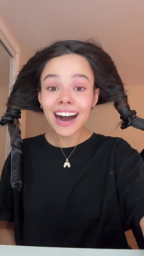 First Time Trying Heatless Curls: A Step-by-Step Guide