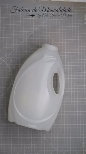 Fábrica de Manualidades on Instagram: "Santa azul #fábricademanualidades #navidad2025 #AdornosNavideños #DIYNavidad #decoracionesnavideñas"