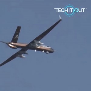 5.3K views · 1K reactions | Also making its first public debut at #AirShowChina2022 today was the Wing Loong-1E #UAV. The military drone has a maximum range of 10,000 km, a length of 12.2 meters long, and a total wingspan of 24 meters. Watch a Wing Loong-1E taking off with a full load of weaponry under its wings. #avitation #airshow2022 #planewatcher | Tech It Out with Yang Zhao | Facebook