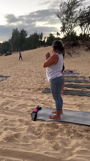 Another perfect sunrise this morning. 😌 Hope to see you in class Friday! Book here: https://www.islandflowyogahawaii.com/booking-calendar/sunrise-beach-yoga-1 | Island Flow Yoga