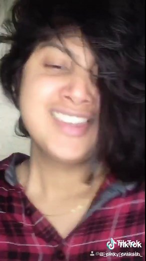 Adi Ennadi Rakkamma - Tamil Fast Number Song