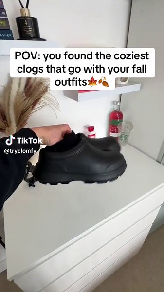 Cozy Sock Clogs for Fall Outfits