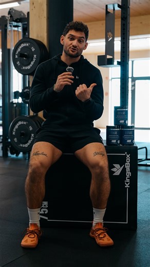 ELIXIRÉ® | Premium prehranska dopolnila in kozmetika on Instagram: "“Kreatin je edini dodatek, ki bi ga priporočal prav vsakomur.” Jurij Španja @spanjajurij licencirani osebni trener Elixiré® Creatine Monohydrate Creavitalis® za podporo telesnj vzdržljivosti, moči in energiji. 💪⚡️ 👉 Ultra čist kreatin monohidrat (več kot 99,9 % čistost) brez polnil, barvil ali nepotrebnih dodatkov 👉 Brez glutena, veganski, brez sladkorja 👉 Odlična absorpcija #elixire #myelixire #elixiresport #elixirekreatin 