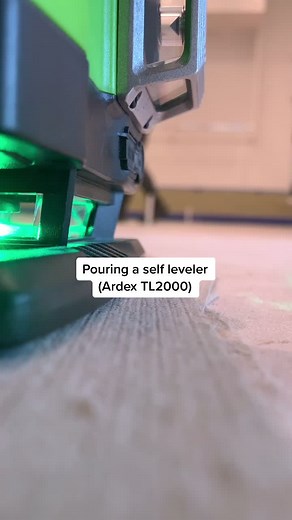 Pouring Arden TL2000 Self Leveler for Floor Elevation