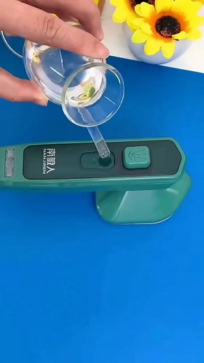 311K views · 2.3K reactions | Follow & comment DM for Link Portable steam iron #besthomegadgets #product #coolgadgets #reels #reelsinstagram | Smart Shopno1 | Facebook