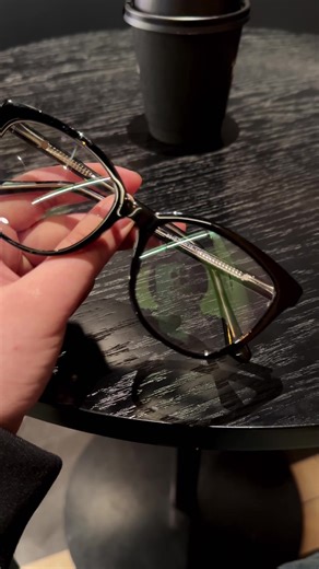 Benefits of Blue Light Glasses for Everyday Use