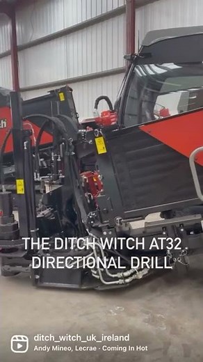 Walk around the Ditch Witch AT32 Directional Drill
