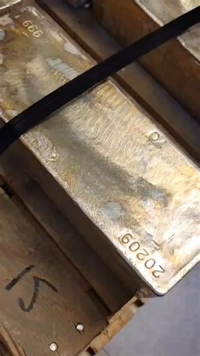 What does ~10,000 oz of silver look like? | Kitco Metals Inc.