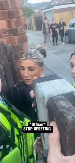 Police pepper spray gone wrong 😬