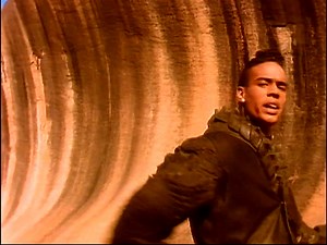 1.9K views · 94 reactions | A mágikus barát megérkezett.... 2 Unlimited - The Magic Friend (1992) | Retro Party Magyarország | Facebook