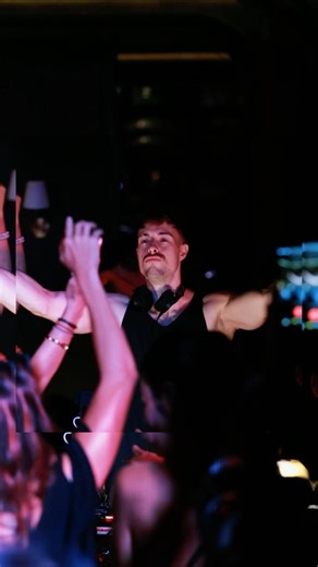 DJ Controls the Crowd on This Drop 🇹🇭🔥 | Big Room Bangkok #BigRoom #DJSet #CrowdControl