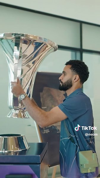 From mountains to the coast, through nature and innovation, the #ACLElite trophy journeys through #NEOM, the Official Presenting Partner of ACL Elite Finals Jeddah 2025 🏆 @theafchub