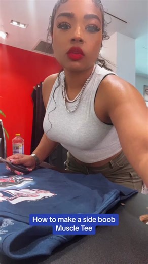 #howto #muscletee #cuttees #blackgirltiktok #blackgirlcuttshirt WATCH ME CUT THIS CUTE TEE