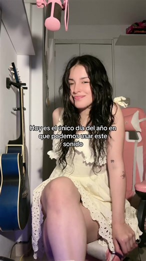 Exploring U2's New Year's Day Meaning and Lyrics in Spanish